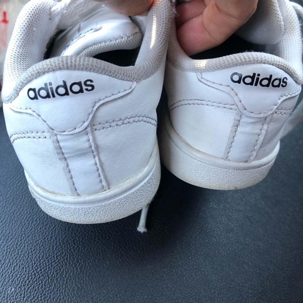 Adidas - Picture 4 of 8